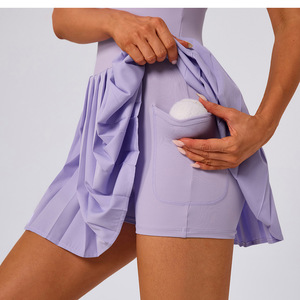 Robe d'entraînement de golf 2-en-1 pour femme avec soutien-gorge intégré et robes athlétiques courtes avec sangle réglable robe de tennis athlétique de golf - Product Image 3