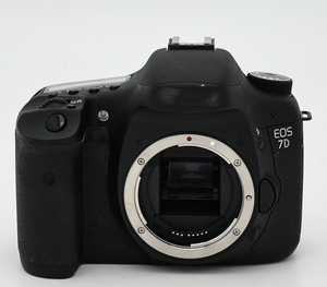 กล้อง Canon EOS 7D มือสอง ราคาดี กล้อง DSLR ระดับมืออาชีพ ตัวกล้องอย่างเดียว - Product Image 3
