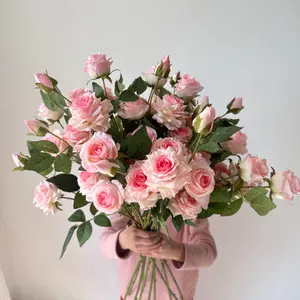 Florista atacado flor artificial rosa com haste longa de 80 cm para decoração de casa e casamento