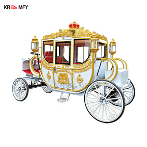 Carrosse de Noël Royal Lumineux à Chevaux avec Éclairage Électrique Style Luxe pour 4-6 Personnes Visite Guidée - Product Image 1