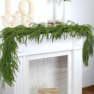 Guirlande de Noël artificielle en pin vert réaliste, décoration hivernale pour escalier et usage intérieur - Product Image 2