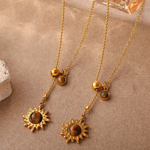 Collier Clavicule Dauphin Tournesol en Alliage de Zinc avec Sertissage clos, Bijou Cadeau - Product Image 2