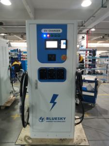 Bluesky 30kW DC EV-Ladegerät Ccs 1 2 Chademo Ocpp 1.6J CE Tuv Rohs Elektroauto-Ladestation EV-Ladegerät mit POS-Zahlung - Product Image 2