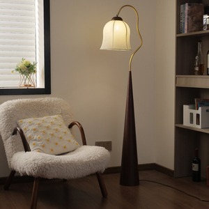 Lámpara de pie con forma de cono, fuente de luz LED, control de interruptor para sala de estar, dormitorio, hotel, casa de huéspedes - Product Image 1