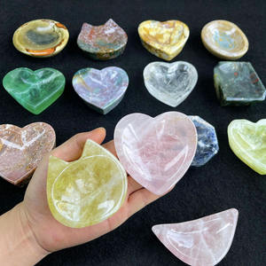 Sculpté à la main Unakite Quartz cristal coeur lune bol méditation cristal naturel feuille forme bol - Product Image 1