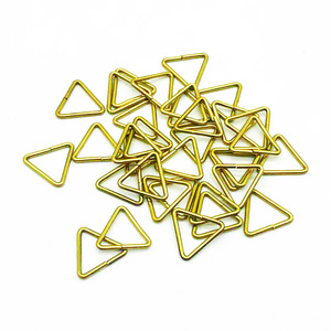 Hebillas triangulares de cobre para hacer pulseras, 1000 por paquete, accesorios de joyería, origen Yiwu, verano 2021 - Product Image 1