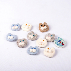 Broche de Fieltro con Diseño de Cara de Gato, Joyería Artesanal para Niños, Bodas y Compromisos, con Lana Merino - Product Image 1