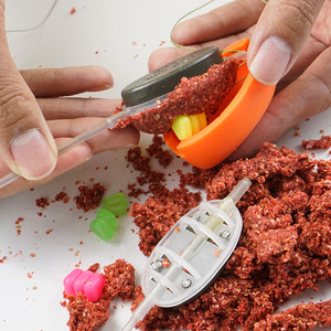 Selco <span class=keywords><strong>Method</strong></span> <span class=keywords><strong>Feeder</strong></span> pour la pêche à la carpe Plate-forme en <span class=keywords><strong>ligne</strong></span> avec moule à appât et porte-granulés - Product Image 4