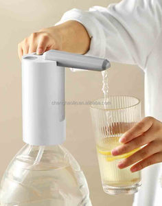 <span class=keywords><strong>Distributeur</strong></span> d'eau électrique <span class=keywords><strong>de</strong></span> bureau universel avec chargement USB, pompe à eau potable automatique portable pour bureau - Product Image 3