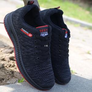 Nouvelles chaussures tendance d'été avec surface en maille respirante. Chaussures de sport décontractées pour hommes. Chaussures de course pour hommes, chaussures en toile tendance. - Product Image 4