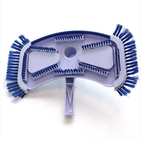 Tête d'aspirateur pour piscine avec poils bleus, pare-chocs anti-rayures et adaptateur de perche, tête de nettoyage par aspiration pour fond et parois de piscine