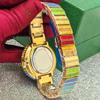 Montre unisexe en acier inoxydable avec cadran dégradé, ornée de strass et de cristaux de quartz, style arc-en-ciel, avec calendrier