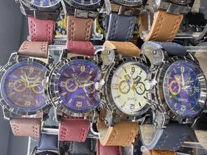 Hyf A209 Orologio Cronografo da Uomo con Cinturino in Pelle, Cassa in Acciaio Inossidabile, Quadrante Rotondo, Colori Misti, Orologio Smart alla Moda - Product Image 3