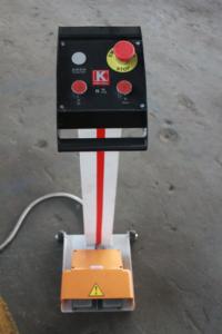 Prensa Plegadora CNC Electrohidráulica Sincrónica <span class=keywords><strong>KINGBALL</strong></span> KCN-16032 con Controlador CT8 de 3+1 Ejes - Product Image 6