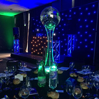 Centre de table lumineux à LED pour scène de mariage, idéal pour la décoration de table de soirée de mariage ou de fête dansante