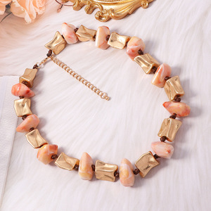 Collar de Cuentas Geométricas a Bloques de Color de Moda al por Mayor para <span class=keywords><strong>Instagram</strong></span>, Cadena de Clavícula de Diseño Exclusivo para Mujer - Product Image 2