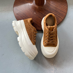 Nuove <span class=keywords><strong>scarpe</strong></span> da ginnastica tedesche <span class=keywords><strong>in</strong></span> <span class=keywords><strong>pelle</strong></span> retrò <span class=keywords><strong>sportive</strong></span> con suola piatta da <span class=keywords><strong>donna</strong></span> di alta qualità - Product Image 6
