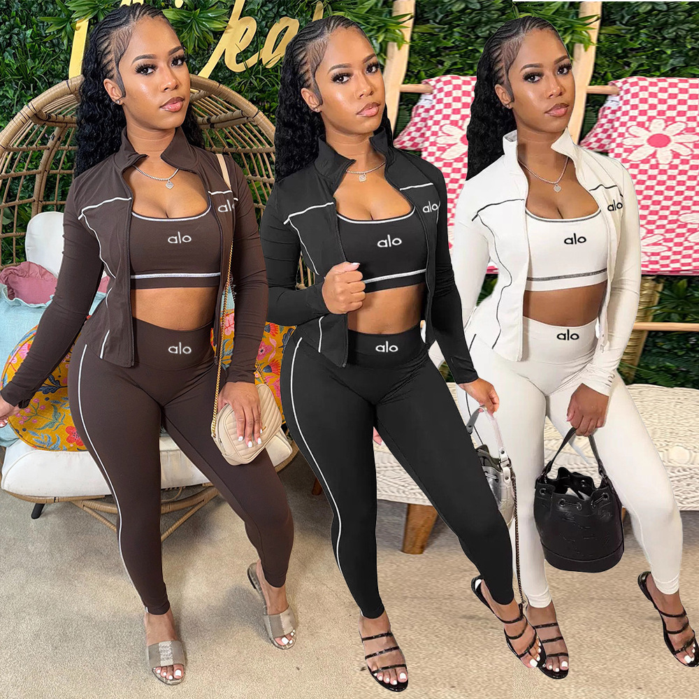 Women's Casual Fashionable Sports Suit Breathable Sweat-Absorbing Slim-Fit Yoga Three-Piece Set Embroidery