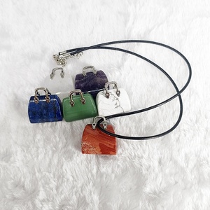 Instagram Vente à Chaud Cristal Naturel Quartz Rose <span class=keywords><strong>Améthyste</strong></span> Aventurine Mini Sac À Main Charme Pendentif Collier Bijoux - Product Image 5