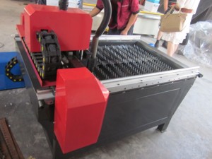 Machine de découpe <span class=keywords><strong>plasma</strong></span> <span class=keywords><strong>CNC</strong></span> <span class=keywords><strong>portable</strong></span> de petite taille 6090, mini <span class=keywords><strong>CNC</strong></span> avec moteur pas à pas, haute productivité, découpe de métaux - Product Image 1
