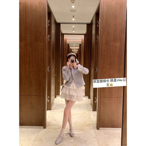 ซับในหนังแกะหรูหรา <span class=keywords><strong>Miu</strong></span> หัวเลื่อมคอมมิวส้นตึกตึก<span class=keywords><strong>รองเท้า</strong></span>แต่งงานตอนเย็นของผู้หญิงหัวเข็มขัดแข็ง - Product Image 4