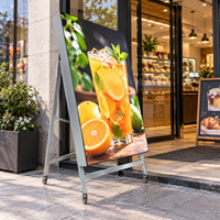 Affichage numérique mobile avec support sur roulettes et écran HD pour les bureaux immobiliers et la publicité immobilière