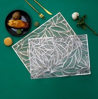 Napperons en PVC pour table à manger Tabletex Lot de 6 napperons creux en métal Napperon feuille