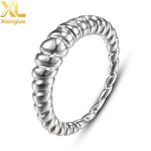 18K Gold Stainless Steel Croissant <b>Rings</b> Embossed Geometric <b>Thin</b> Twist Curve Engagement Party Jewelry Titanium Anniversaries - Product Image 3