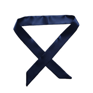 É<span class=keywords><strong>l</strong></span>égant foulard long et fin en soie à imprimé botanique bleu pour femmes, idéal comme cravate pour hôtesses <span class=keywords><strong>de</strong></span> <span class=keywords><strong>l</strong></span>'<span class=keywords><strong>air</strong></span> professionnelles et ruban pour sac à main - Product Image 3