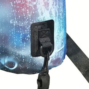 Sacs étanches en PVC avec logo personnalisé pour événements sportifs, sacs étanches en forme de baril pour la plage, sacs étanches pour hommes - Product Image 1