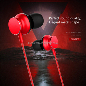 Écouteurs en métal de type C pour Oneplus <span class=keywords><strong>8</strong></span> 9 Pro In-ear Mic Wire Control Bass Magnetic Headset Earbuds - Product Image 2
