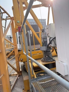 Grue à tour de construction Zoomlion de haute qualité, auto-extractible, modèle Hammerhead TC6012-6, flèche de 60 m, capacité de charge de 12 tonnes, moteur, bon prix - Product Image 2