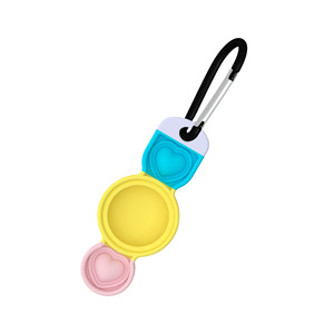Étui en silicone en forme de cœur pour AirTags, housse de protection pour Apple AirTag Tracker avec porte-clés - Product Image 2