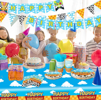 Ensemble de vaisselle jetable pour fête d'anniversaire sur le thème des dessins animés : assiettes en papier, gobelets, serviettes, nappe, couverts, bannière, drapeau, guirlande, fournitures