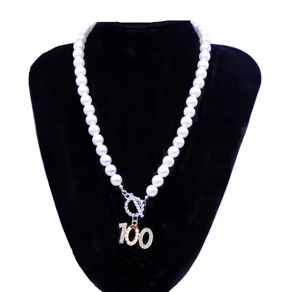 Kalung rantai mutiara perkumpulan wanita baru kalung angka tahun 100 dengan liontin manik-manik berlian imitasi berlapis emas mewah