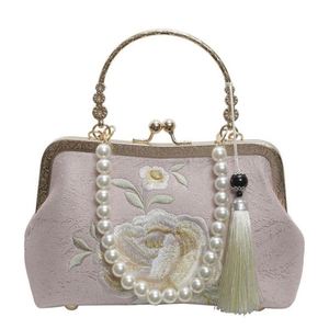 2025年プロムパール刺繍フラワーハンドバッグ レディース高級イブニングバッグ 結婚式用 中国風キラキラクラッチバッグ - Product Image 4