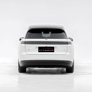 รถยนต์<span class=keywords><strong>มือ</strong></span><span class=keywords><strong>สอง</strong></span> ปี 2025 รุ่น Lixiang <span class=keywords><strong>I8</strong></span> รถยนต์ไฟฟ้าล้วน พื้นที่กว้างขวาง 6 ที่นั่ง รถ SUV ไฟฟ้าล้วน ระยะทางวิ่งไกล 720 กม. (มาตรฐาน CLTC) - Product Image 6