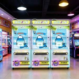 Máquina de grúa electrónica de juguete para centro de entretenimiento, 110V, operación con monedas/billetes, para uso en centros de entretenimiento, 6 años o más, metálica - Product Image 2