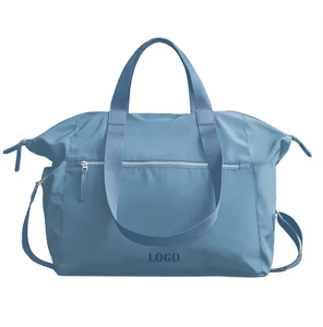 Sac à main de voyage pour femme, sac de voyage de grande capacité, élégant et personnalisé, sac de voyage pour femme, sac de voyage pour week-end - Product Image 2