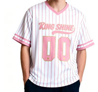 Maillot de baseball personnalisé à rayures verticales, col en V, manches courtes, avec texte et chiffres personnalisés pour club