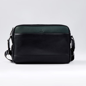 Sac bandoulière pour homme Tucano Woodpecker 30x10x20cm, portable, décontracté, couleur unie, en cuir PU, avec sangle réglable - Product Image 4