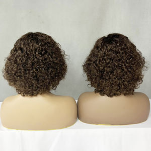 Perruque en cheveux humains vierges super double drawn de 8 pouces, couleur # 4 perruques de luxe à boucles 4x4 avec closure, 170 grammes - Product Image 3