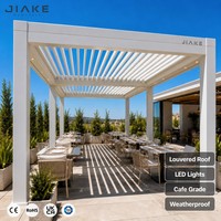 Pergola en aluminium Jiake avec toit à lames motorisées réglables et éclairage LED résistant aux intempéries pour café en plein air, patio, jardin, terrasse