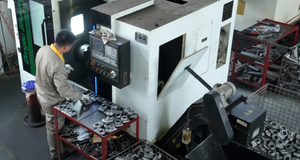 Repuestos para maquinaria agrícola 0982.25.13.00 Cuchillo de pistón móvil para empacadora AP630 - Product Image 2