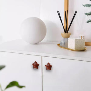 Poignée de tiroir en laiton jaune motif étoile à cinq branches, à trou unique, pour armoires, commodes, portes de cuisine, mobilier contemporain et durable - Product Image 6