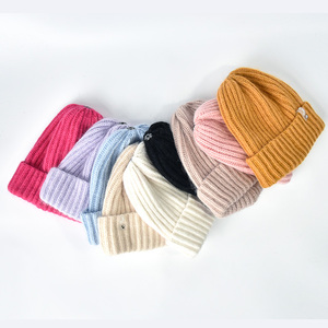 Chapeaux d'hiver en laine pour femmes avec <span class=keywords><strong>pompon</strong></span> en fourrure véritable Chapeau chaud à rayures personnalisées Chapeau de ski simple à manchette large - Product Image 2