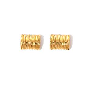 ต่างหูห่วงแฟชั่น สแตนเลส 316L ชุบทอง PVD ทนทาน เป็นมิตรต่อสิ่งแวดล้อม - Product Image 1