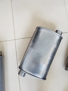 Compra al por Mayor de Piezas de Automóviles, Silenciador Universal Pulido para Escape de Automóvil, Reemplazo de Tubo de Escape, Silenciador de Acero Inoxidable, Tamaños Personalizados - Product Image 4