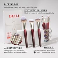 Ensemble de pinceaux de maquillage professionnels en poils synthétiques doux, vegan, marque privée, 9 pièces, rouge bordeaux, manche en bois luxueux avec paillettes, pour le correcteur