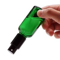 Bouteille en verre vert écologique de 100 ml avec pulvérisateur en aluminium noir brillant pour la vente en gros de toner pour soins de la peau, brume aux herbes